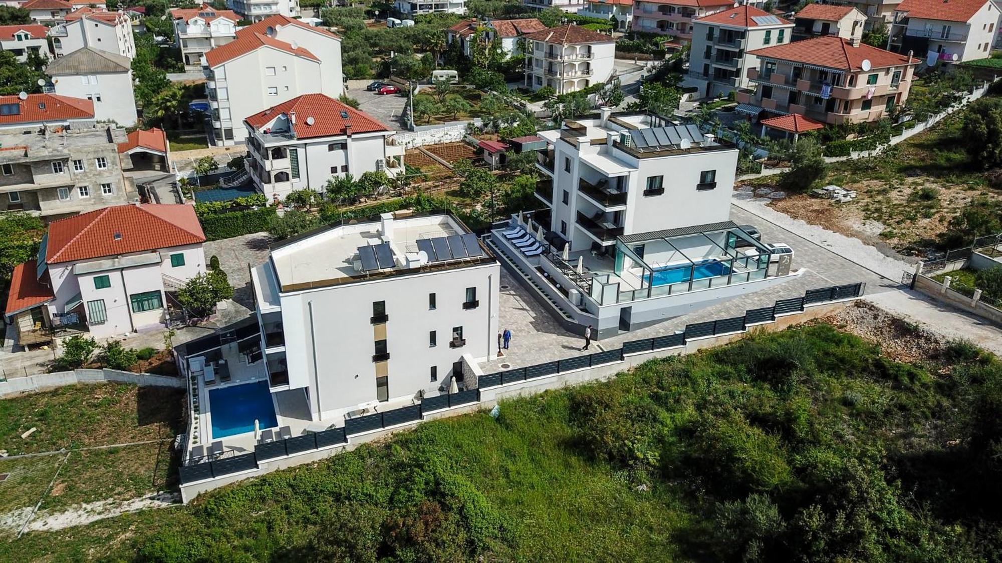 Villa 23 B Heated Pool Trogir Exteriör bild